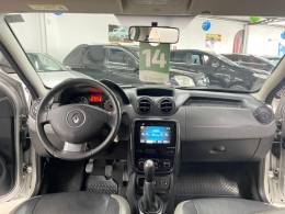 RENAULT - DUSTER - 2013/2014 - Prata - R$ 53.900,00