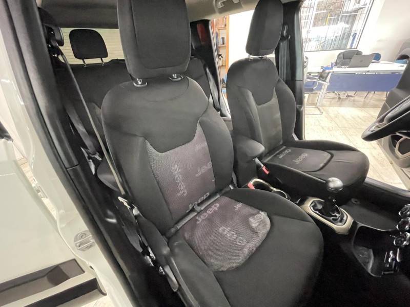 JEEP - RENEGADE - 2017/2017 - Branca - R$ 68.900,00