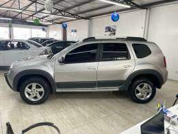 RENAULT - DUSTER - 2013/2014 - Prata - R$ 53.900,00