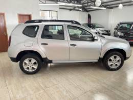 RENAULT - DUSTER - 2015/2016 - Prata - R$ 58.900,00