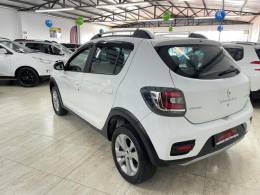 RENAULT - SANDERO - 2014/2015 - Branca - R$ 45.900,00