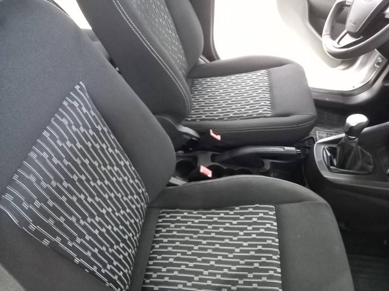 FORD - KA - 2014/2015 - Prata - R$ 42.900,00