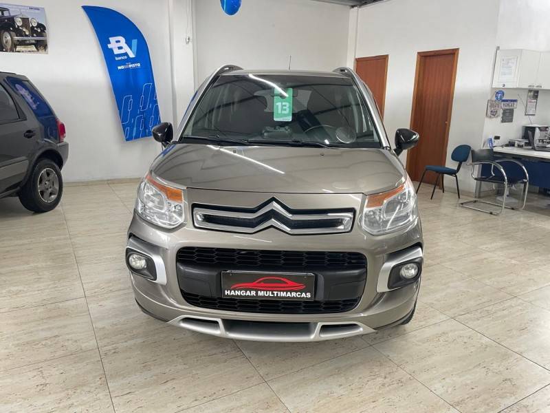 CITROËN - AIRCROSS - 2013/2013 - Cinza - R$ 39.900,00