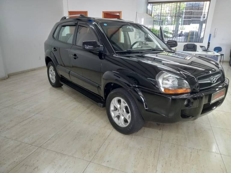 HYUNDAI - TUCSON - 2013/2014 - Preta - R$ 54.900,00