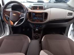CHEVROLET - SPIN - 2013/2014 - Branca - R$ 46.900,00