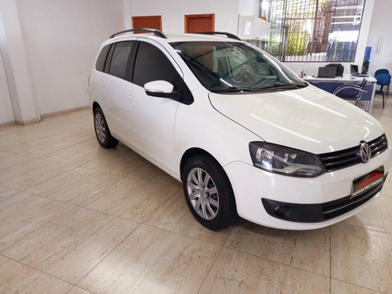 VOLKSWAGEN - SPACEFOX - 2013/2013 - Branca - R$ 43.900,00