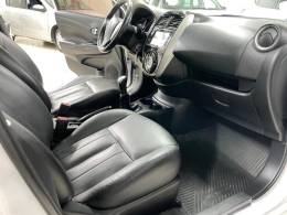 NISSAN - VERSA - 2016/2016 - Branca - R$ 52.900,00