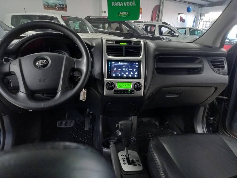 KIA MOTORS - SPORTAGE - 2008/2009 - Preta - R$ 40.900,00