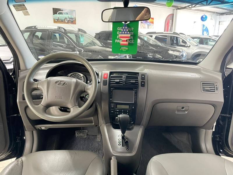 HYUNDAI - TUCSON - 2011/2012 - Preta - R$ 46.900,00