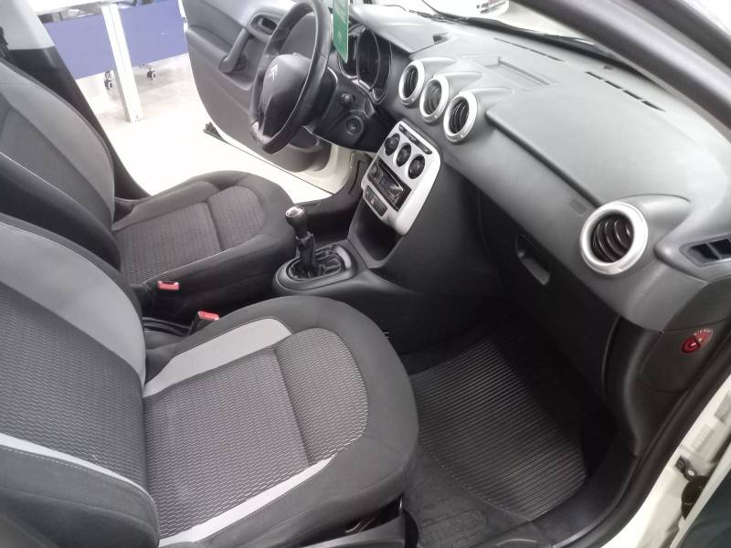 CITROËN - C3 - 2013/2014 - Branca - R$ 36.900,00