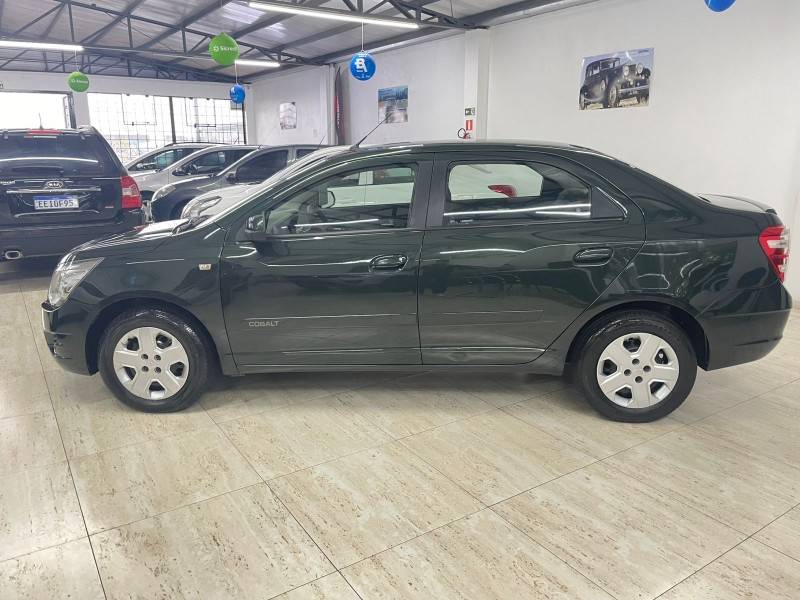 CHEVROLET - COBALT - 2013/2013 - Verde - R$ 42.900,00