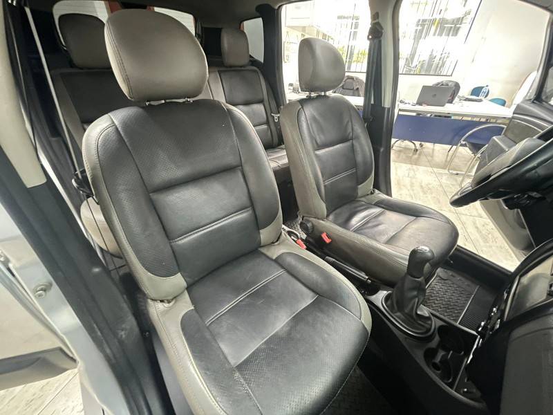 RENAULT - DUSTER - 2013/2014 - Prata - R$ 53.900,00