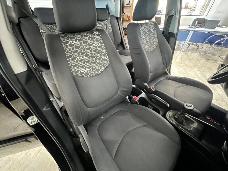 KIA MOTORS - SOUL - 2011/2012 - Preta - R$ 43.900,00
