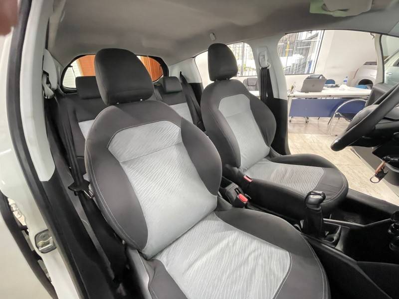 PEUGEOT - 208 - 2014/2014 - Branca - R$ 40.900,00