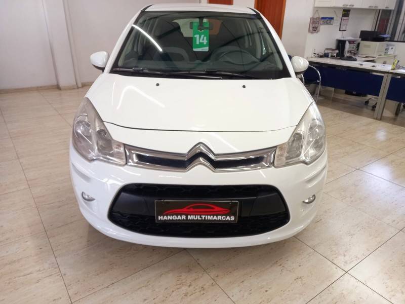 CITROËN - C3 - 2013/2014 - Branca - R$ 36.900,00