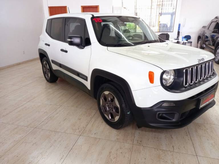JEEP - RENEGADE - 2015/2016 - Branca - R$ 66.900,00