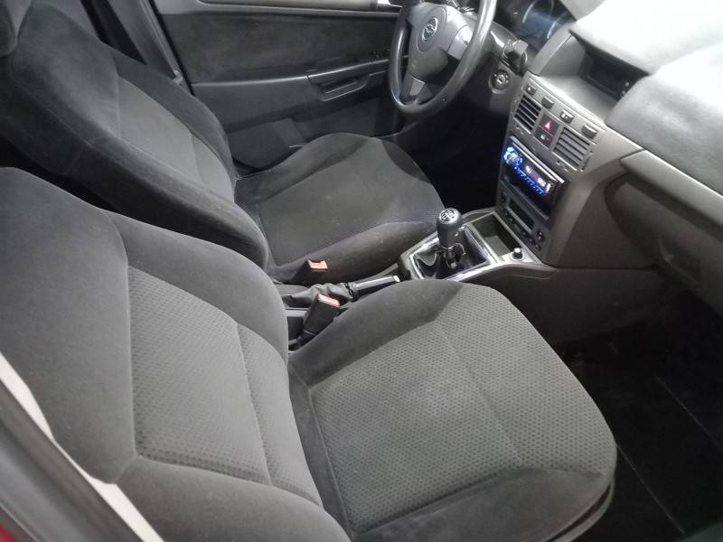 CHEVROLET - VECTRA - 2009/2009 - Vermelha - R$ 35.900,00