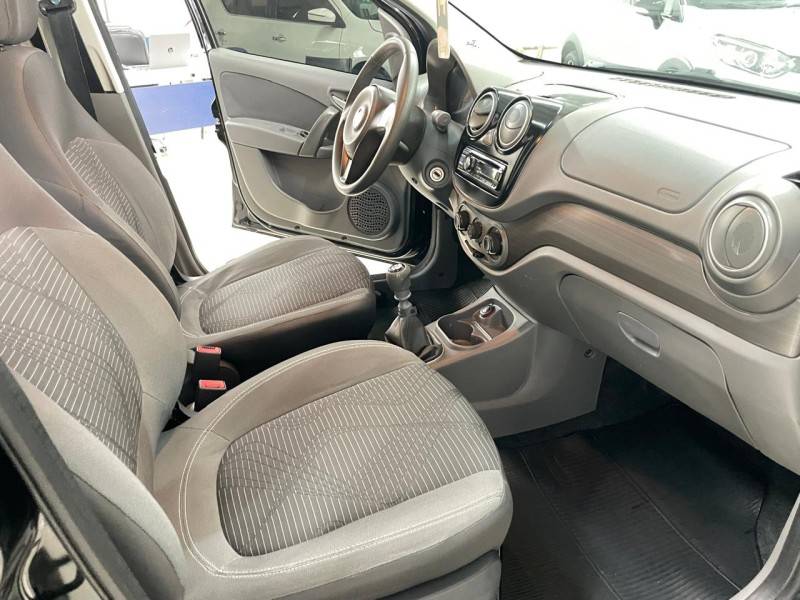 FIAT - PALIO - 2013/2014 - Preta - R$ 36.900,00