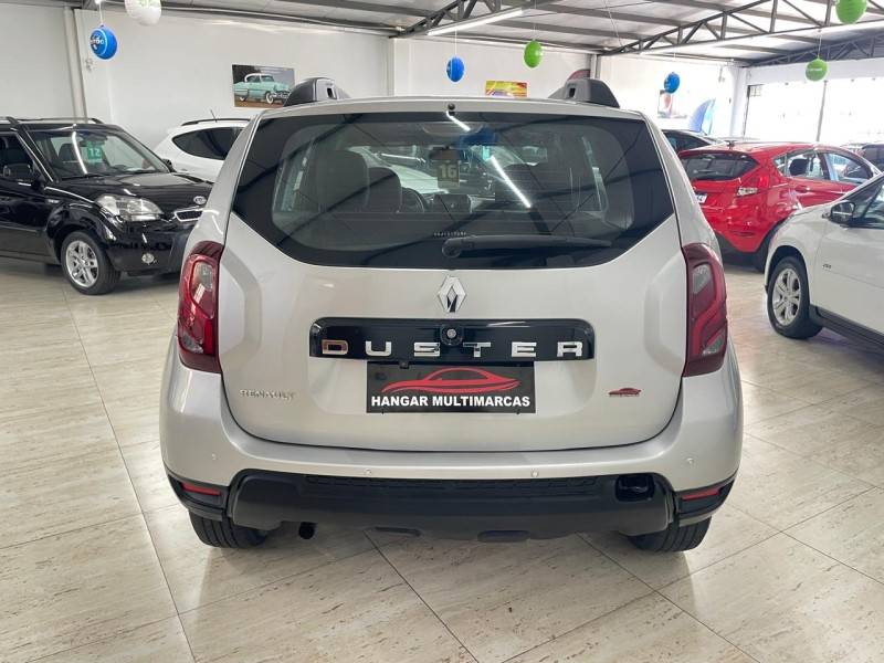RENAULT - DUSTER - 2015/2016 - Prata - R$ 58.900,00