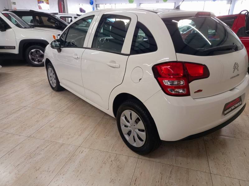 CITROËN - C3 - 2013/2014 - Branca - R$ 36.900,00