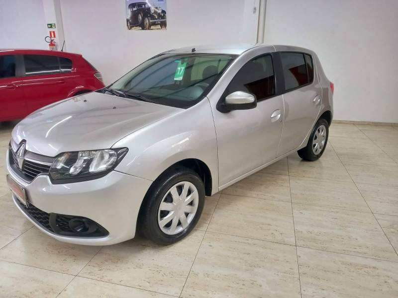 RENAULT - SANDERO - 2016/2017 - Prata - R$ 45.900,00