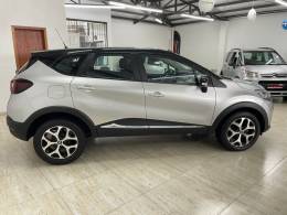 RENAULT - CAPTUR - 2018/2019 - Prata - R$ 75.900,00