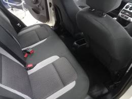 CITROËN - C3 - 2013/2014 - Branca - R$ 36.900,00