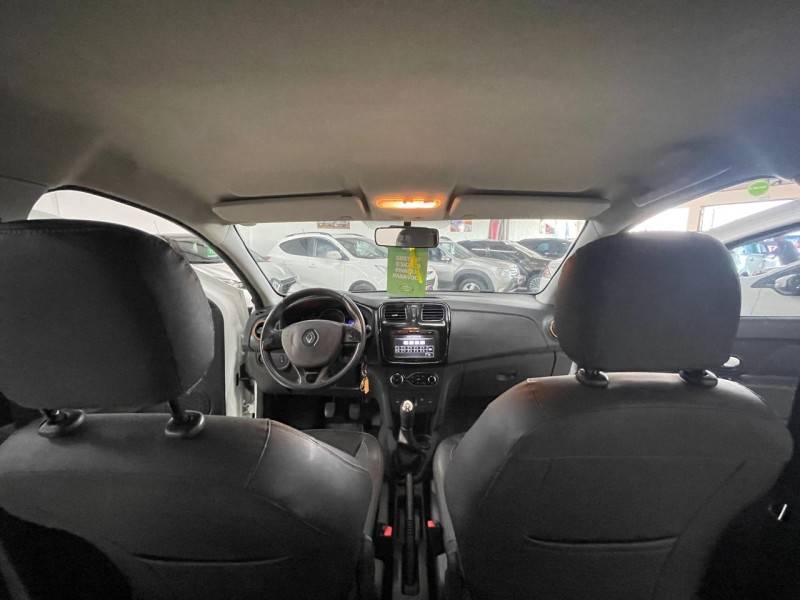RENAULT - SANDERO - 2014/2015 - Branca - R$ 45.900,00