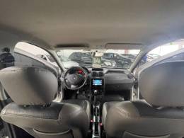 RENAULT - DUSTER - 2013/2014 - Prata - R$ 53.900,00