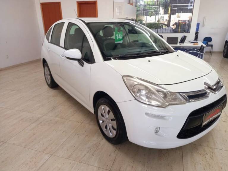 CITROËN - C3 - 2013/2014 - Branca - R$ 36.900,00