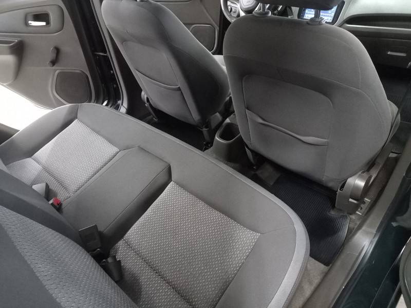 CHEVROLET - COBALT - 2013/2013 - Verde - R$ 42.900,00