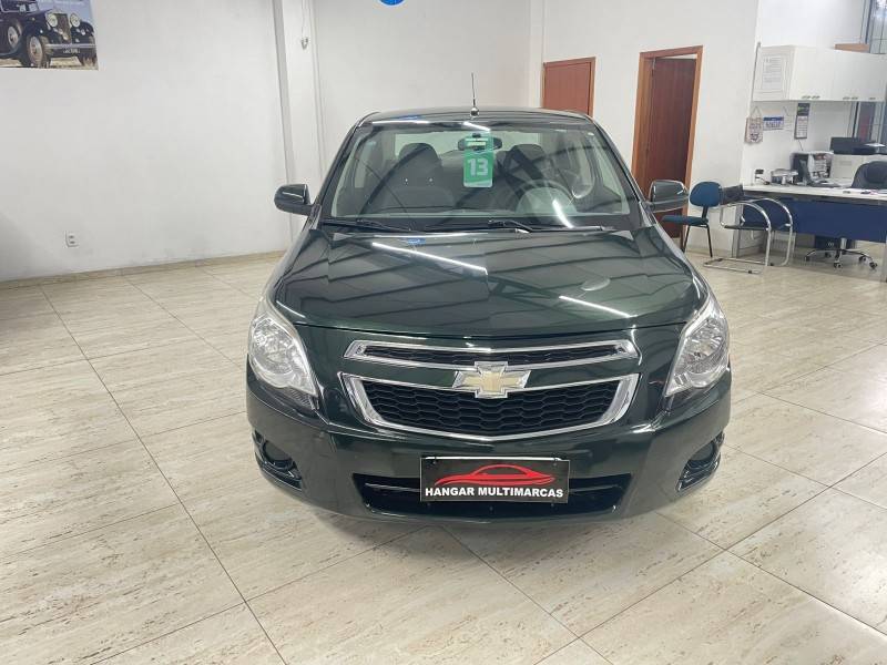 CHEVROLET - COBALT - 2013/2013 - Verde - R$ 42.900,00