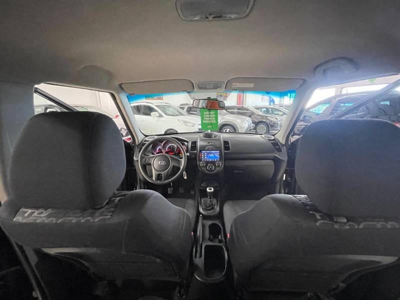 KIA MOTORS - SOUL - 2011/2012 - Preta - R$ 43.900,00