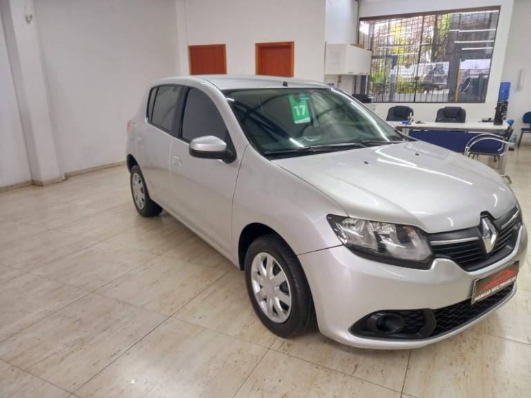 RENAULT - SANDERO - 2016/2017 - Prata - R$ 45.900,00