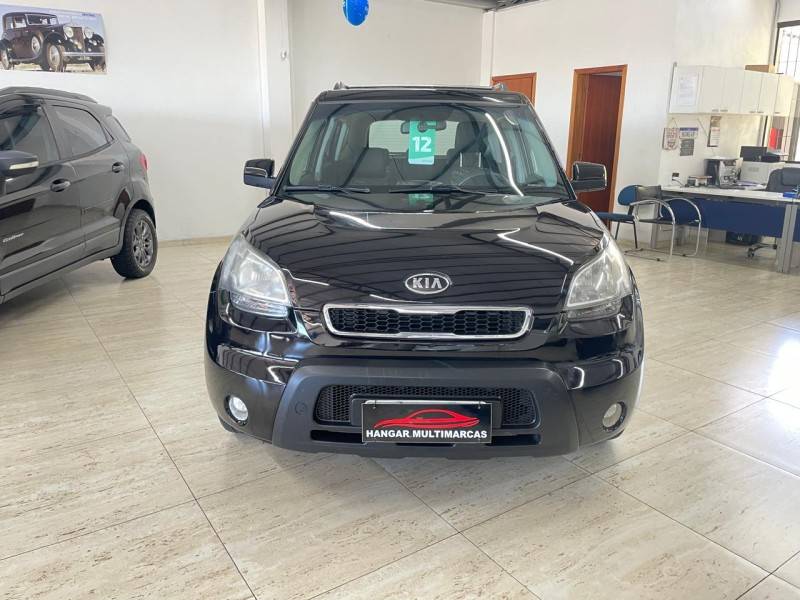KIA MOTORS - SOUL - 2011/2012 - Preta - R$ 43.900,00