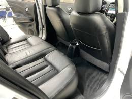 NISSAN - VERSA - 2016/2016 - Branca - R$ 52.900,00